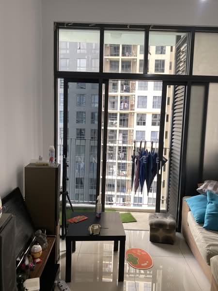 Kediaman Servis untuk Dijual di Serviced Residence @ Fera Residence @ The Quartz WM - Kenny Lee - Balcony - PropertyGuru.com.my
