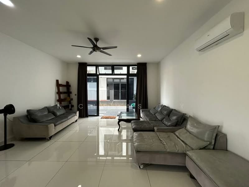 Bungalow for Sale in Horizon Hills (Iskandar Puteri (Nusajaya)) - Nicholas Tey - Living Room - PropertyGuru.com.my
