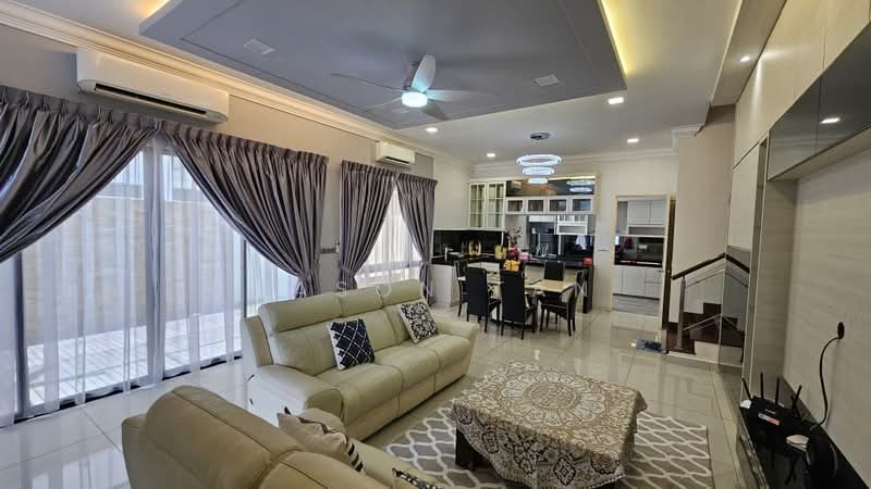Cluster House for Sale in Horizon Hills (Iskandar Puteri (Nusajaya)) - Jason Tan - Living Room - PropertyGuru.com.my