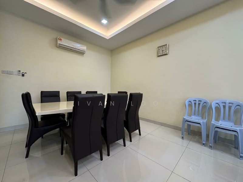 2.5-storey Terraced House for Rent in Sutera Damansara (Damansara Damai) - Ivan Loo - Dining Room - PropertyGuru.com.my