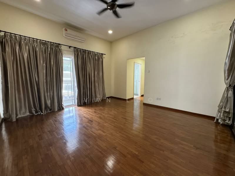 2.5-storey Terraced House for Rent in Sutera Damansara (Damansara Damai) - Ivan Loo - Living Room - PropertyGuru.com.my