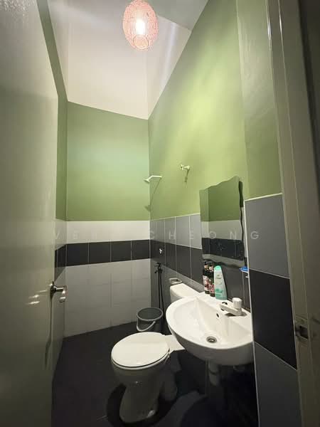 Cluster House for Sale in Taman Kota Masai (Pasir Gudang) - Vera Cheong - Bathroom - PropertyGuru.com.my