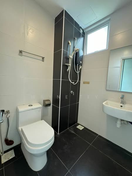 Twin Danga Residence untuk Untuk Dijual - RM 398,000, Apr 2026 - Bathroom - PropertyGuru.com.my