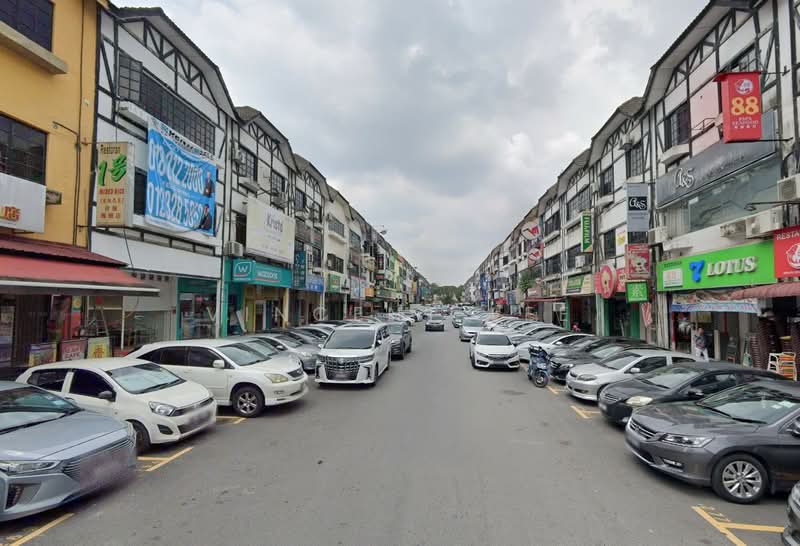Shop for Rent in Bandar Sungai Long (Selangor) - Vincent Lee - Exterior - PropertyGuru.com.my