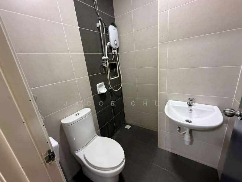 2-storey Terraced House for Sale in Mutiara Rini (Skudai) - Jacob Chua - Bathroom - PropertyGuru.com.my