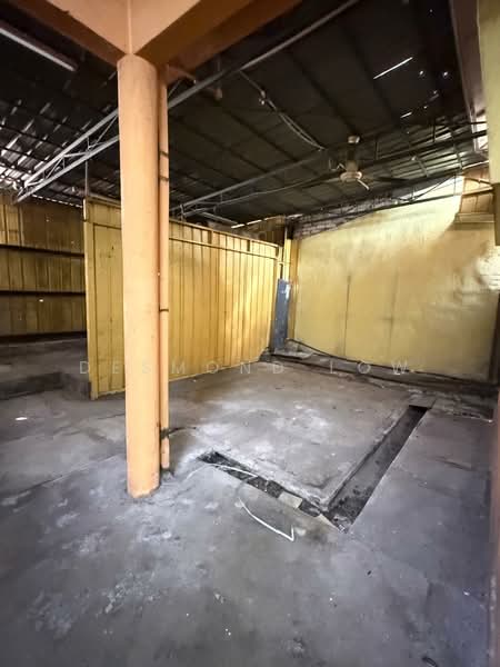 Shop for Rent in Batu 11 (Cheras) - Desmond Low - Interior - PropertyGuru.com.my