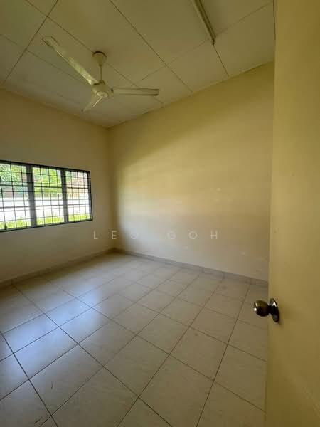 Seremban 2 Park Avenue Single Storey Bungalow 5,500+ sqft untuk Untuk Disewa - RM 1,800 /bulan, Mac 2026 - Interior - PropertyGuru.com.my
