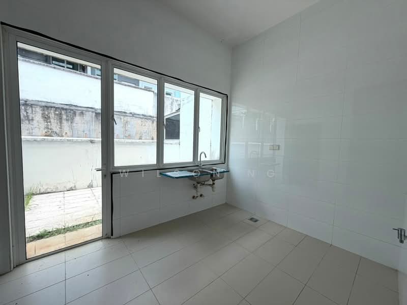 Setia Tropika untuk Untuk Dijual - RM 2,800,000, Apr 2026 - Kitchen - PropertyGuru.com.my