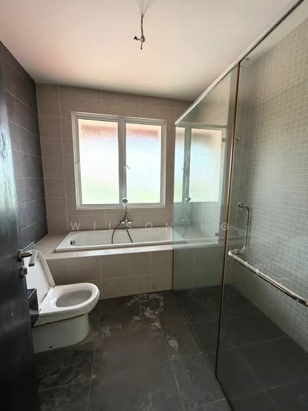 Setia Tropika untuk Untuk Dijual - RM 2,800,000, Apr 2026 - Bathroom - PropertyGuru.com.my