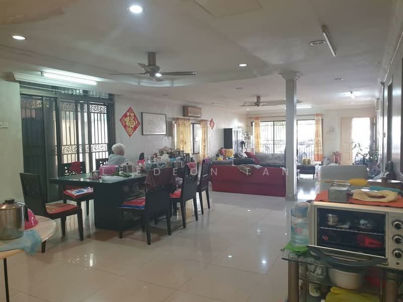 Semi-Detached House for Sale in Taman Maluri (Cheras) - Leedeon Tan - Living Room - PropertyGuru.com.my