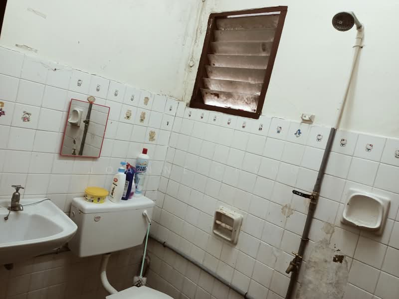 SS 20, Damansara Utama untuk Untuk Dijual - RM 1,050,000, Mac 2026 - Bathroom - PropertyGuru.com.my