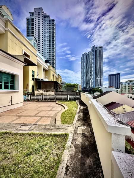 Tanjung Park Condominium untuk Untuk Dijual - RM 1,000,000, Mac 2026 - Exterior - PropertyGuru.com.my