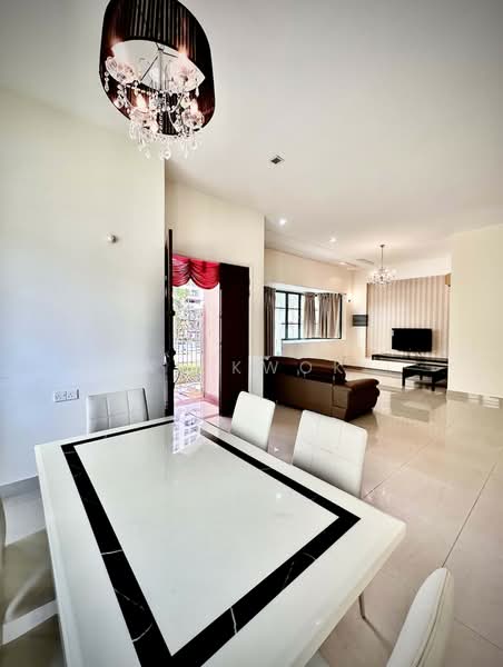 Tanjung Park Condominium untuk Untuk Dijual - RM 1,000,000, Mac 2026 - Living Room - PropertyGuru.com.my