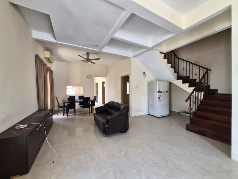Semi-Detached House for Sale in Tanjung Bungah (Penang) - Elaine Ooi - Living Room - PropertyGuru.com.my