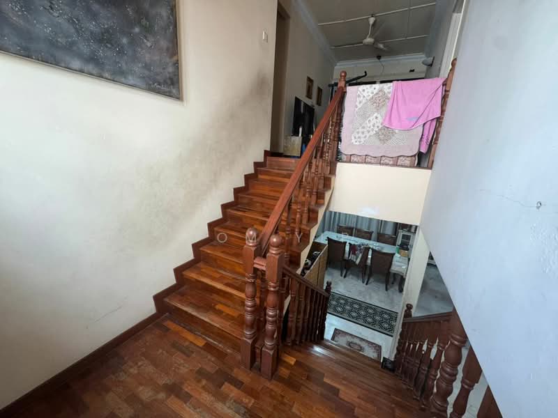 Bungalow for Sale in Rawang (Selangor) - Tom Yip - Dining Room - PropertyGuru.com.my
