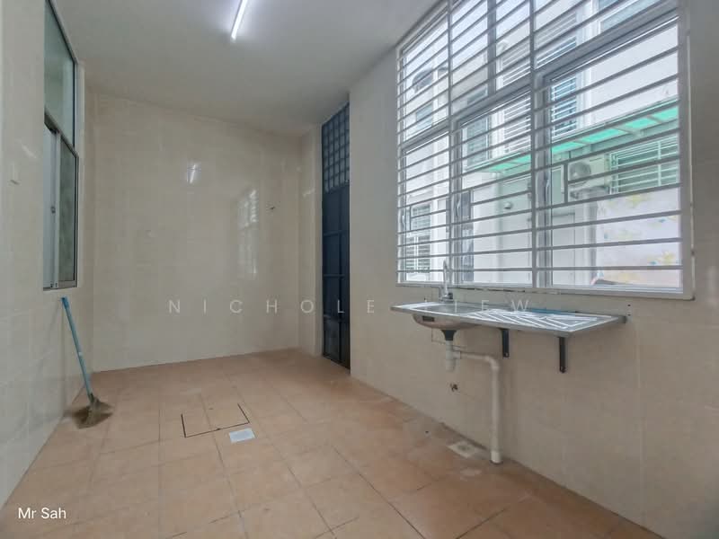 2-storey Terraced House for Sale in Taman Bangi Avenue (Bangi) - Nichole Liew - Interior - PropertyGuru.com.my