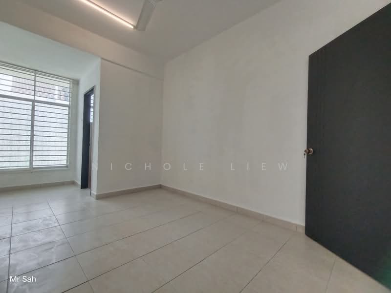 2-storey Terraced House for Sale in Taman Bangi Avenue (Bangi) - Nichole Liew - Interior - PropertyGuru.com.my