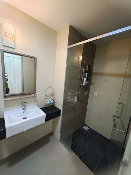 Servis Apartment untuk Disewa di LakePark Residence @ KL North - Kian Boon Chee - Bathroom - PropertyGuru.com.my