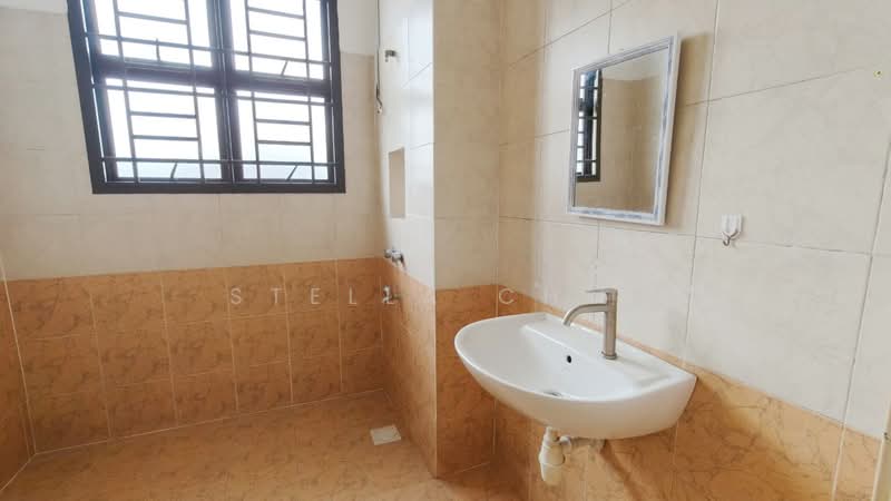 Cluster House for Sale in Johor Bahru (Johor) - Stella Chia - Bathroom - PropertyGuru.com.my