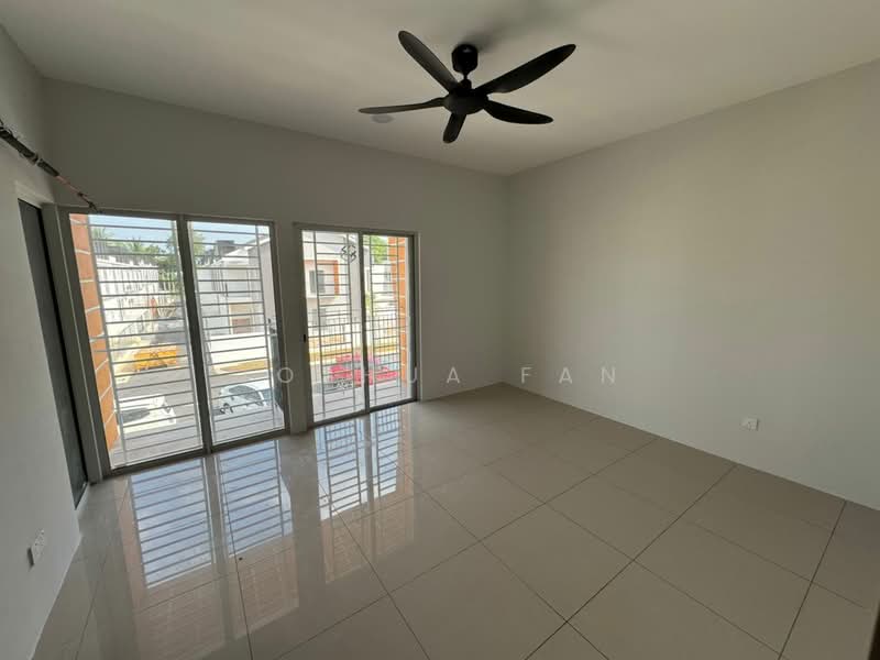 Terraced House for Rent in Kampung Selangor Dredging (Dengkil) - Joshua Fan - Interior - PropertyGuru.com.my