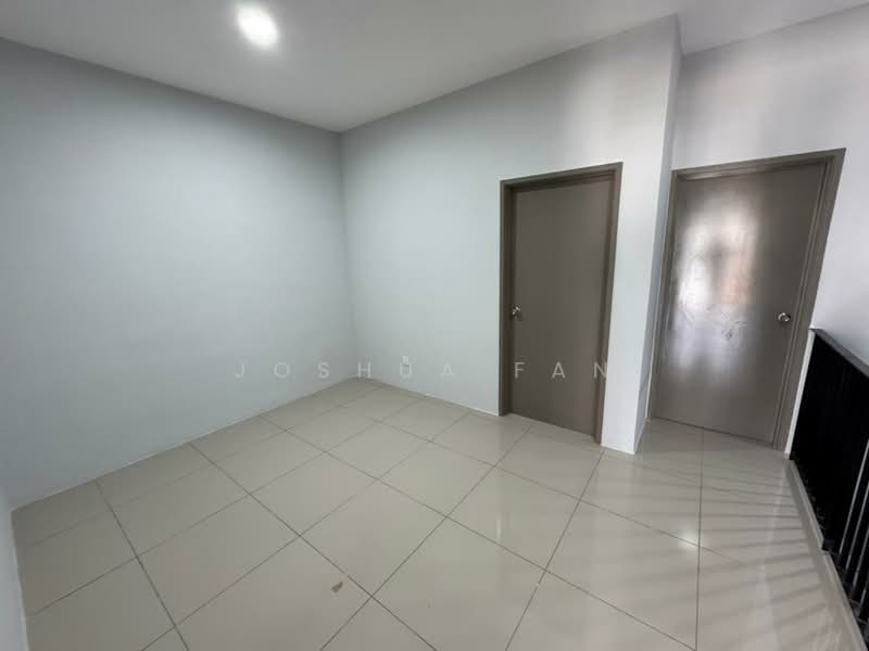 Terraced House for Rent in Kampung Selangor Dredging (Dengkil) - Joshua Fan - Interior - PropertyGuru.com.my