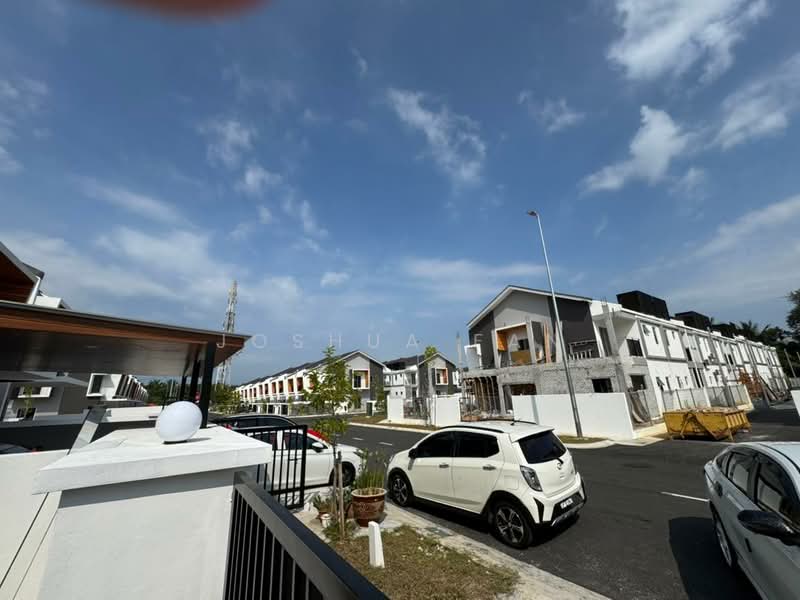 Terraced House for Rent in Kampung Selangor Dredging (Dengkil) - Joshua Fan - Exterior - PropertyGuru.com.my