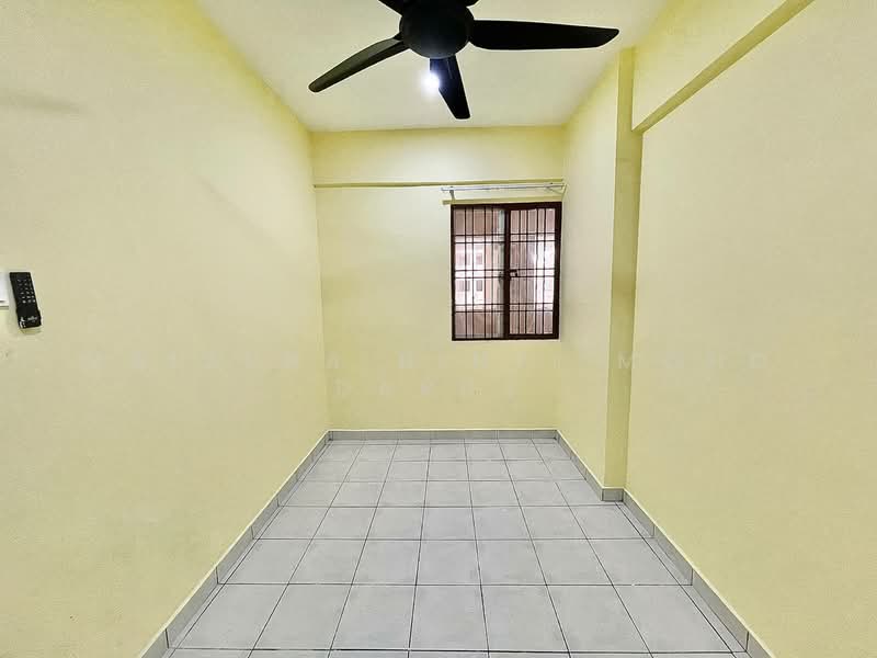 Apartment for Sale at Pangsapuri Sri Cempaka - Maizura binti Mohd Darus - Interior - PropertyGuru.com.my