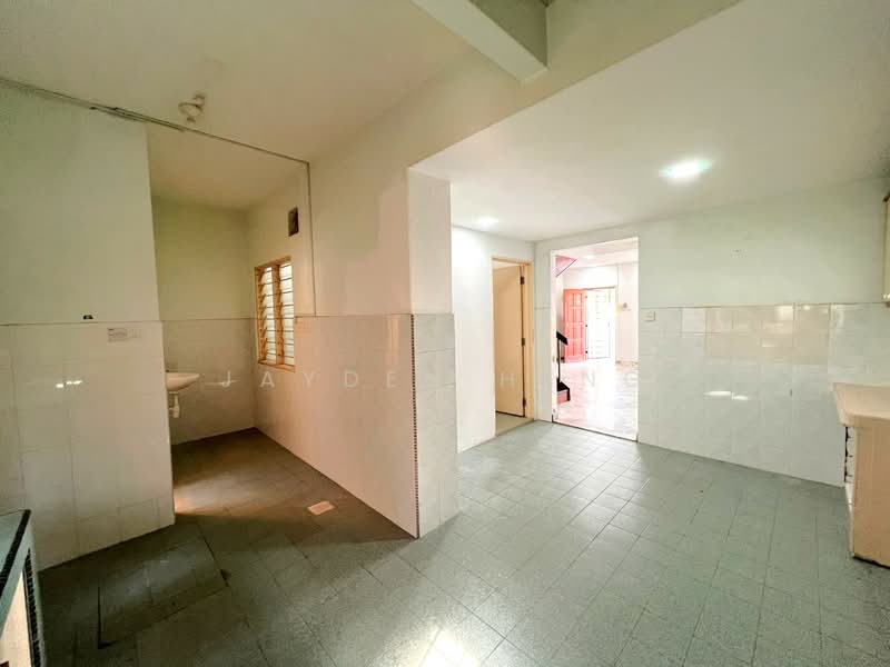 Usj 3 untuk Untuk Dijual - RM 668,000, Mac 2026 - Kitchen - PropertyGuru.com.my