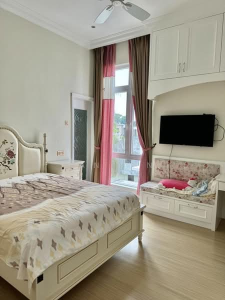 Minden Heights 3 Storey Bungalow With Home Lift untuk Untuk Dijual - RM 3,680,000, Mac 2026 - Bedroom - PropertyGuru.com.my