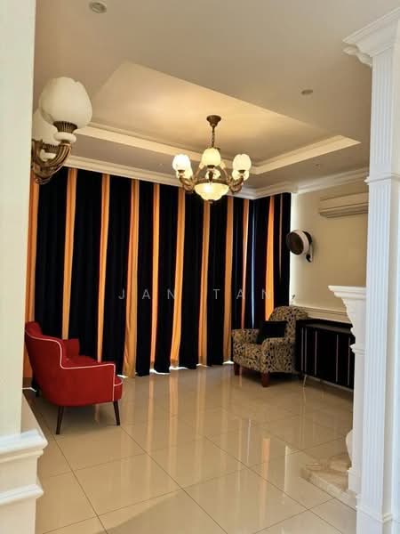 Minden Heights 3 Storey Bungalow With Home Lift untuk Untuk Dijual - RM 3,680,000, Mac 2026 - Living Room - PropertyGuru.com.my