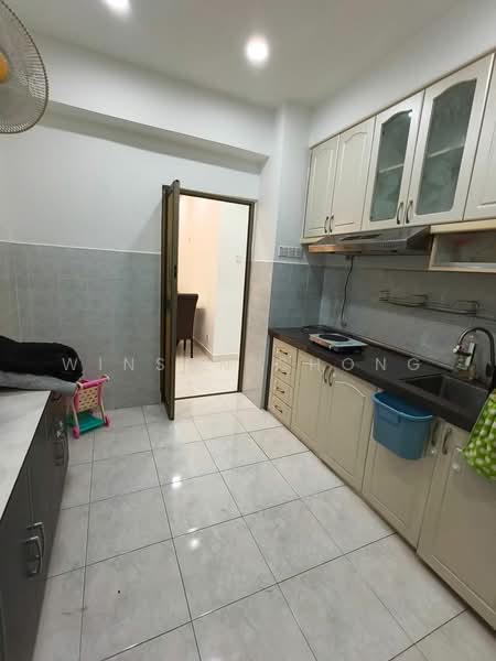 Condominium for Sale at Desa Golf Condominium - Winson Chong - Kitchen - PropertyGuru.com.my