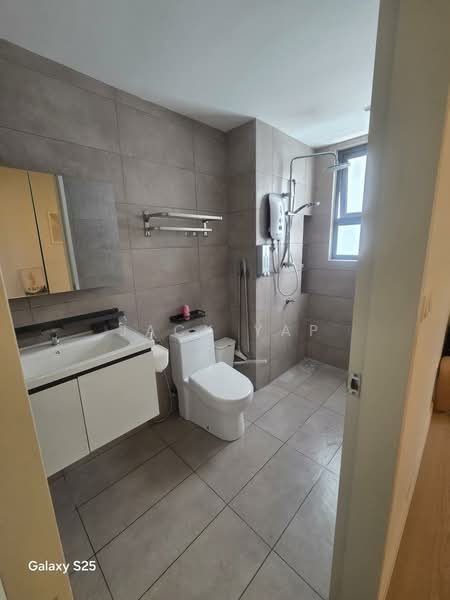 Savio @ Riana Dutamas untuk Untuk Disewa - RM 2,400 /bulan, Mac 2026 - Bathroom - PropertyGuru.com.my