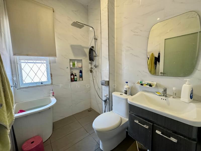 For Sale - 2 STY SEMI-D | 3800SF | RENOVATED PRIVACY off Macalister