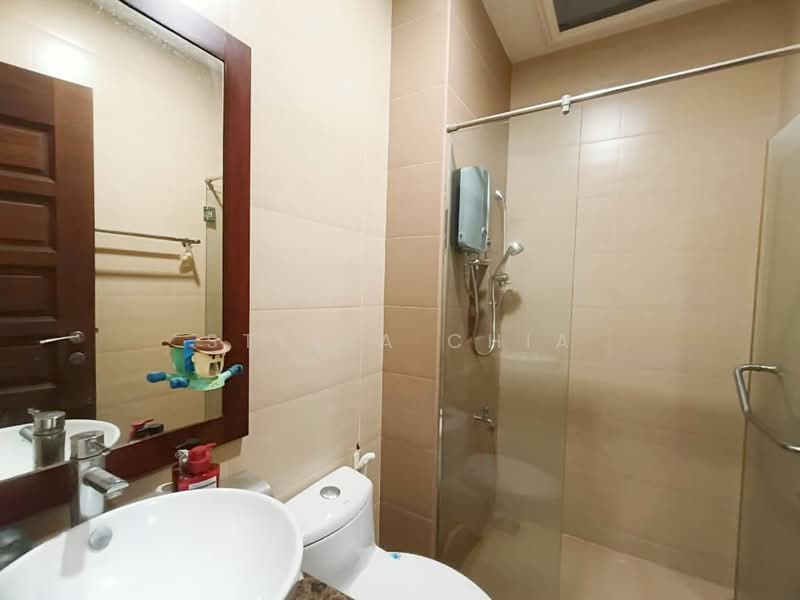 Cluster House for Sale in Johor Bahru (Johor) - Stella Chia - Bathroom - PropertyGuru.com.my