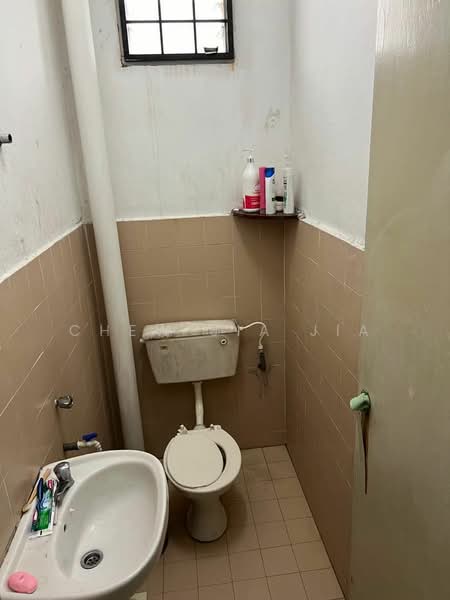 Taman Bukit Jaya untuk Untuk Dijual - RM 520,000, Mac 2026 - Bathroom - PropertyGuru.com.my
