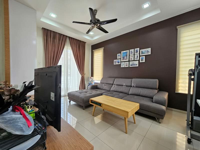 Bungalow for Sale in 16 Sierra (Puchong) - Alan Chan - Living Room - PropertyGuru.com.my