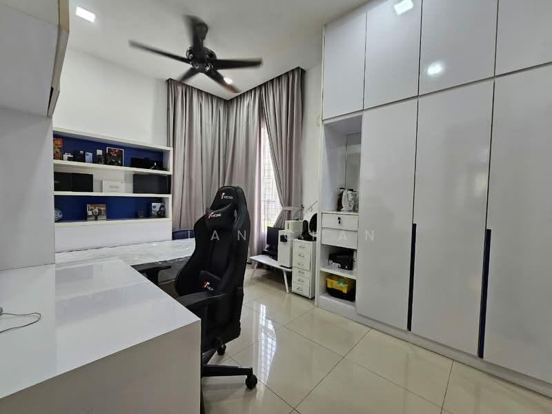 Bungalow for Sale in 16 Sierra (Puchong) - Alan Chan - Bedroom - PropertyGuru.com.my
