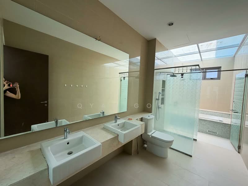 3-storey Terraced House for Sale in Gelugor (Penang) - Qyan Goh - Bathroom - PropertyGuru.com.my