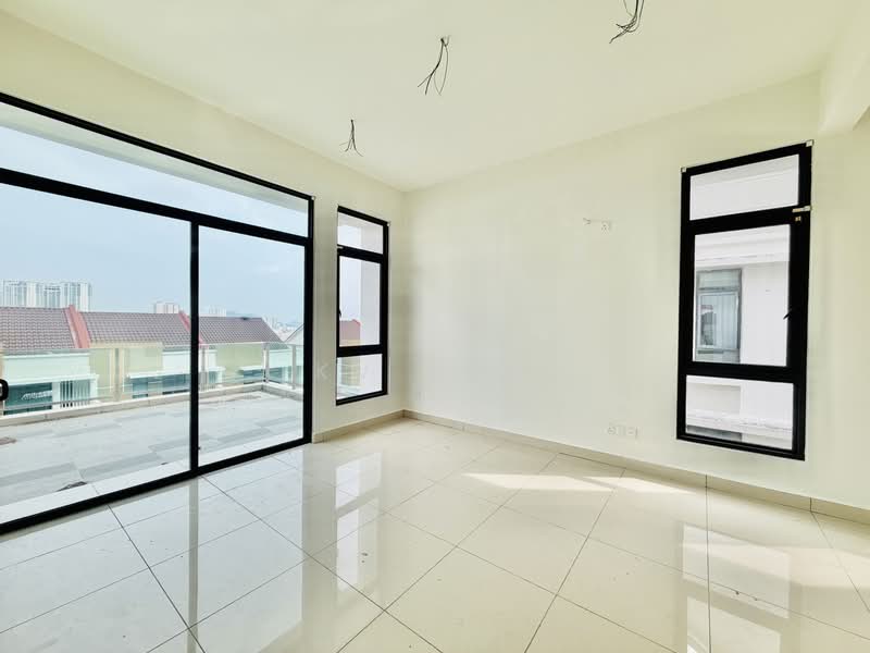 3-storey Terraced House for Sale in Sungai Ara (Penang) - KV LOO - Interior - PropertyGuru.com.my