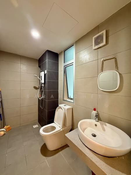 Kediaman Servis untuk Disewa di MIRAI Residences - Sarah Chee - Bathroom - PropertyGuru.com.my