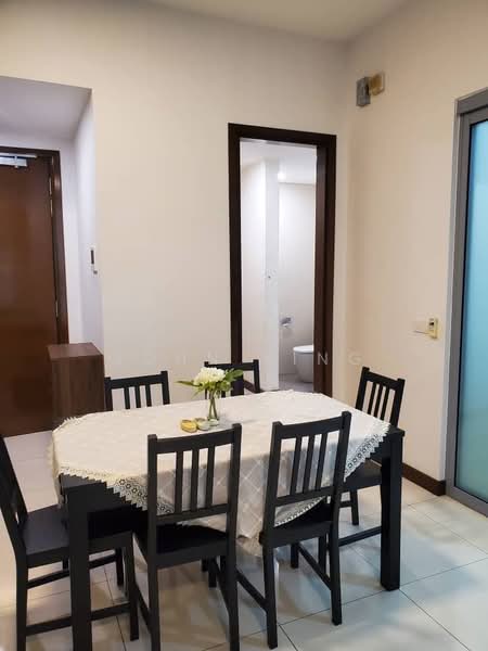 Hampshire Residences untuk Untuk Disewa - RM 4,000 /bulan, Mac 2026 - Dining Room - PropertyGuru.com.my