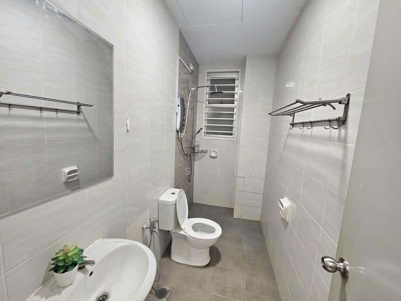 Service Residence for Rent at Bsp Skypark - MISS LIM - Bathroom - PropertyGuru.com.my