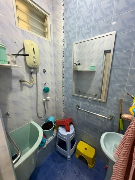 Taman Seri Kijang untuk Untuk Dijual - RM 368,000, Mac 2026 - Bathroom - PropertyGuru.com.my