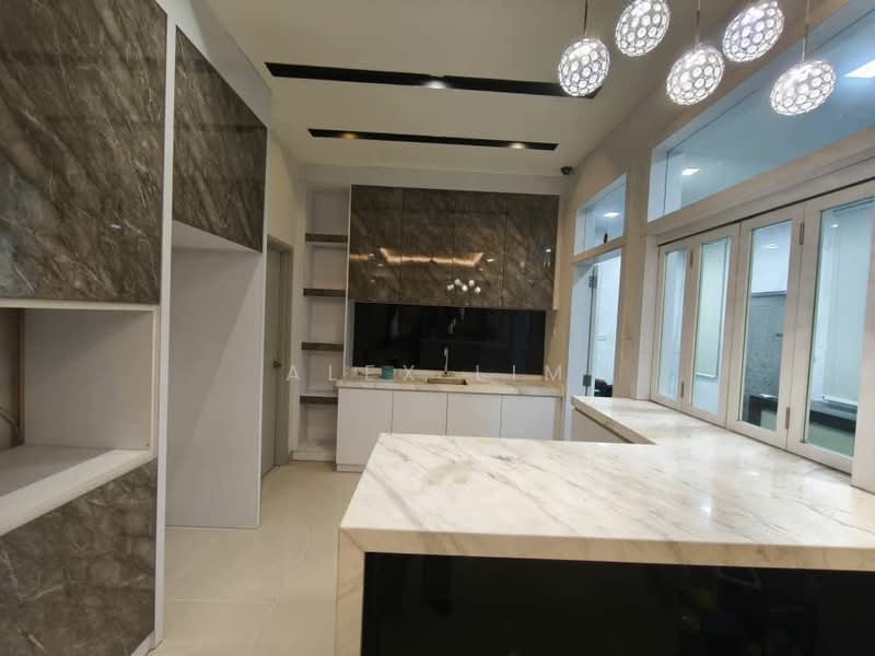 Cluster House for Sale in Ulu Tiram (Johor) - Alex Lim - Kitchen - PropertyGuru.com.my