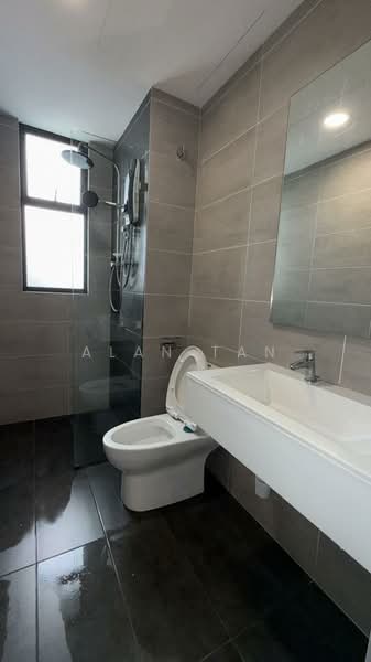 Condominium for Sale at Platinum Arena - Alan Tan - Bathroom - PropertyGuru.com.my