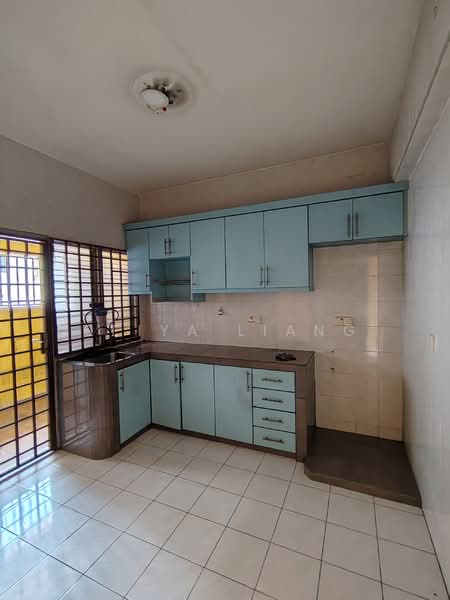 2-storey Terraced House for Sale in Permas Jaya (Johor) - Seiya Liang - Kitchen - PropertyGuru.com.my