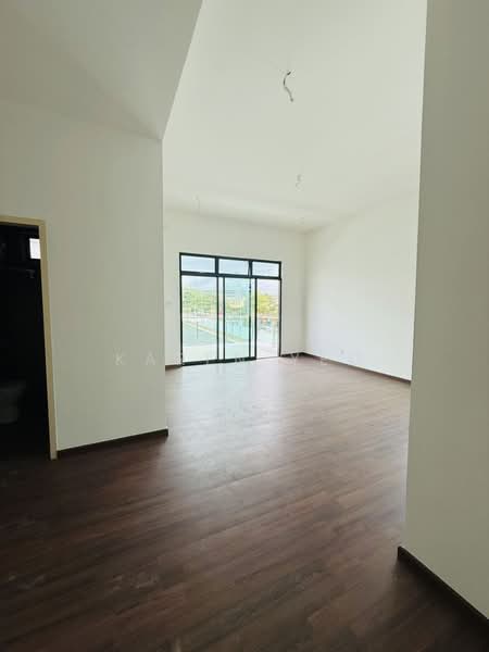 Cluster House for Sale in Taman Mount Austin (Tebrau) - Karen Yeo - Bedroom  - PropertyGuru.com.my