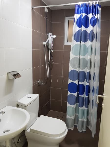 Service Residence for Sale at Galleria Equine Park - Michelle Lim - Bathroom - PropertyGuru.com.my