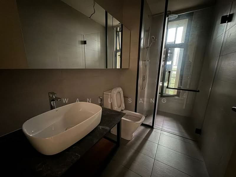 Servis Apartment untuk Disewa di Residensi Solaris Parq - Wanlu Sang - Bathroom - PropertyGuru.com.my