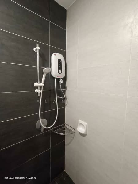 Condominium for Sale at Queensville - Alan Tan - Bathroom - PropertyGuru.com.my